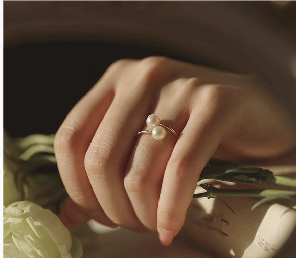 Classic simple design freshwater pearl adjustable ring