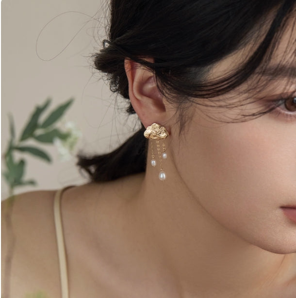 Freshwater pearl rain clouds s925 silver needle earrings