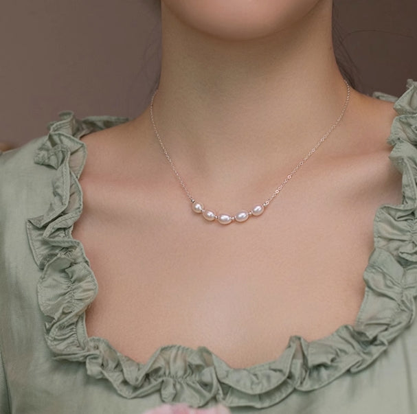 Versatile Fresh and Bright Freshwater Pearl Necklace