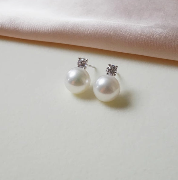 Large freshwater pearl earrings Classic princess style earrings