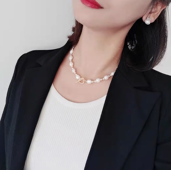 Freshwater Shaped Baroque Pearl Necklace