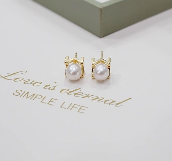 Gold Freshwater Pearl Earrings