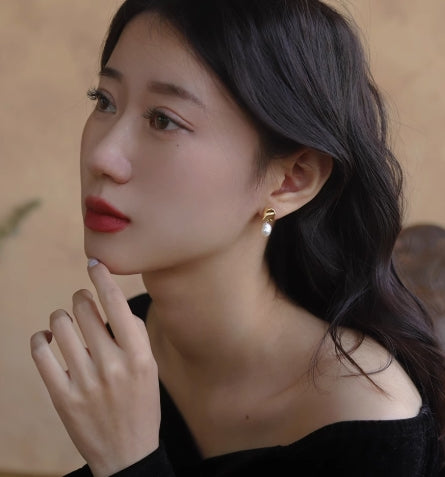 Baroque Asymmetric Rice Pearl Stud Earrings