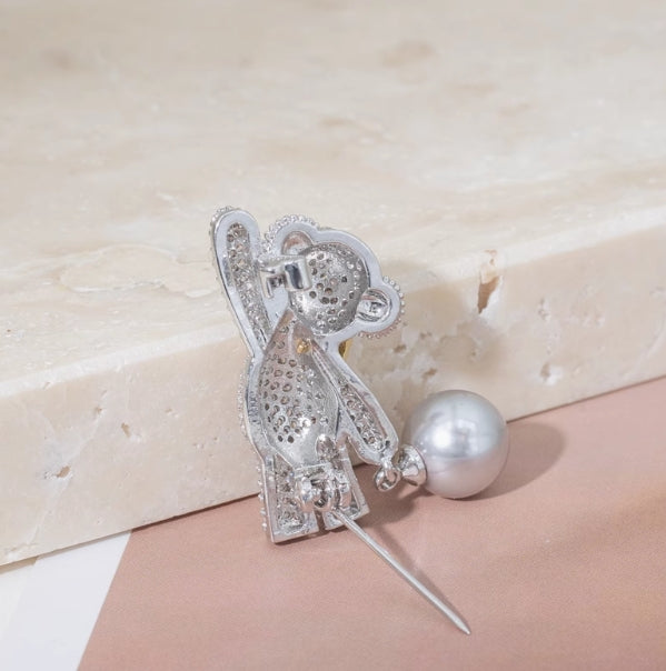 Tahitian Bear Pearl Brooch