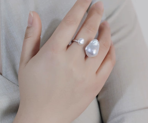 Shaped Baroque Double Pearl Ring