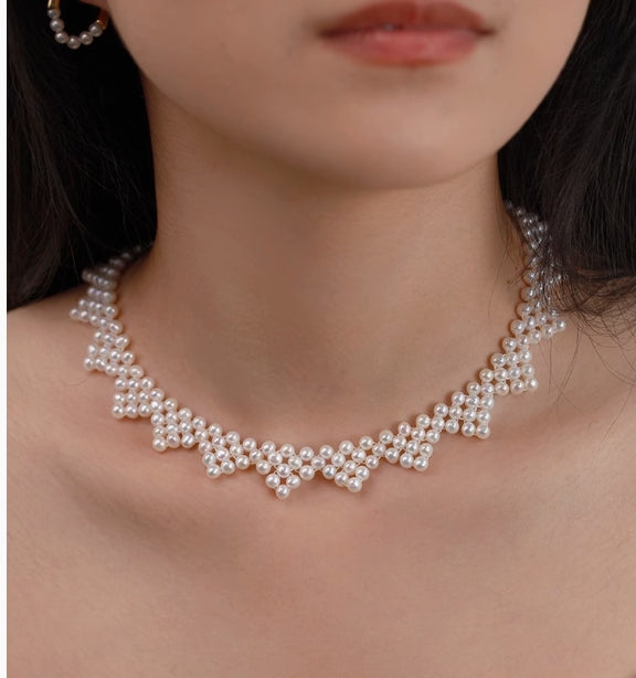 Hand-woven wave pearl necklace