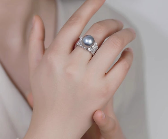 Tahitian Black Pearl Platinum Grey Ring