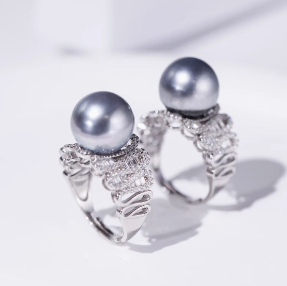 Tahitian Black Pearl Platinum Grey Ring