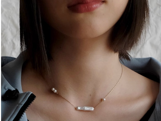 Irregular long freshwater baroque pearl necklace