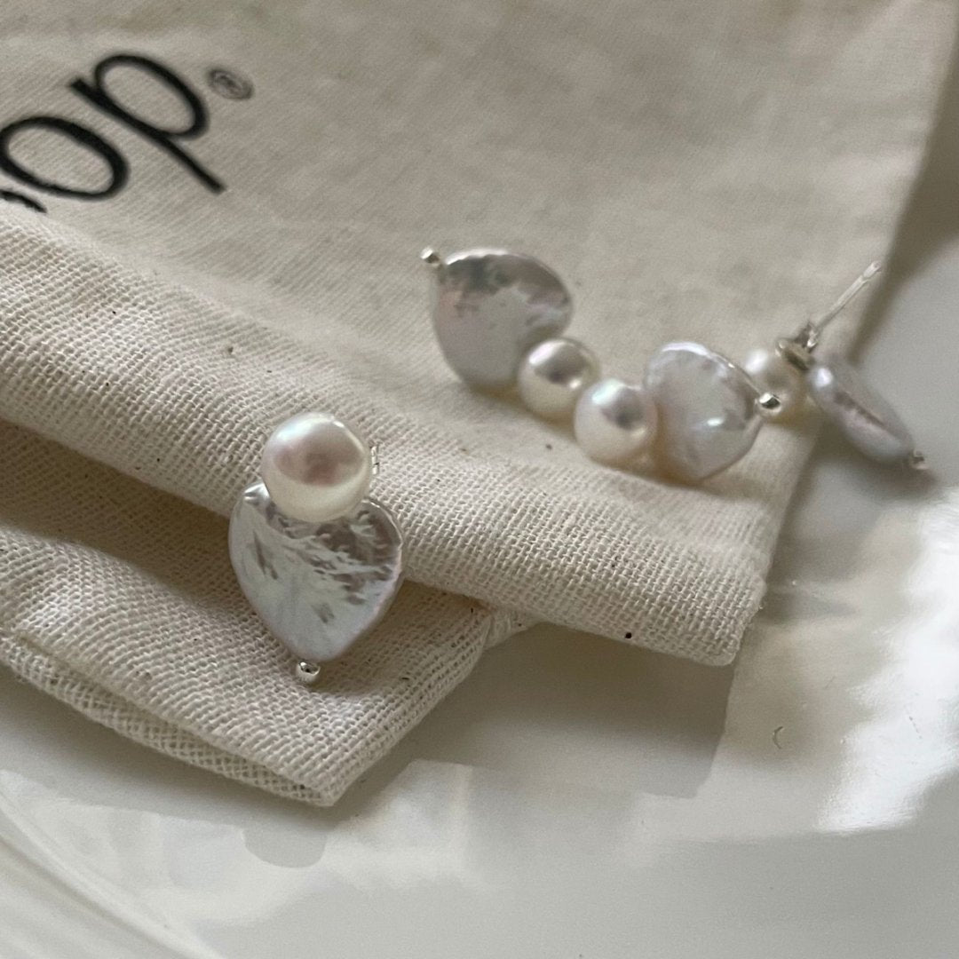 Love Baroque Mantou Stud Pearl Earrings