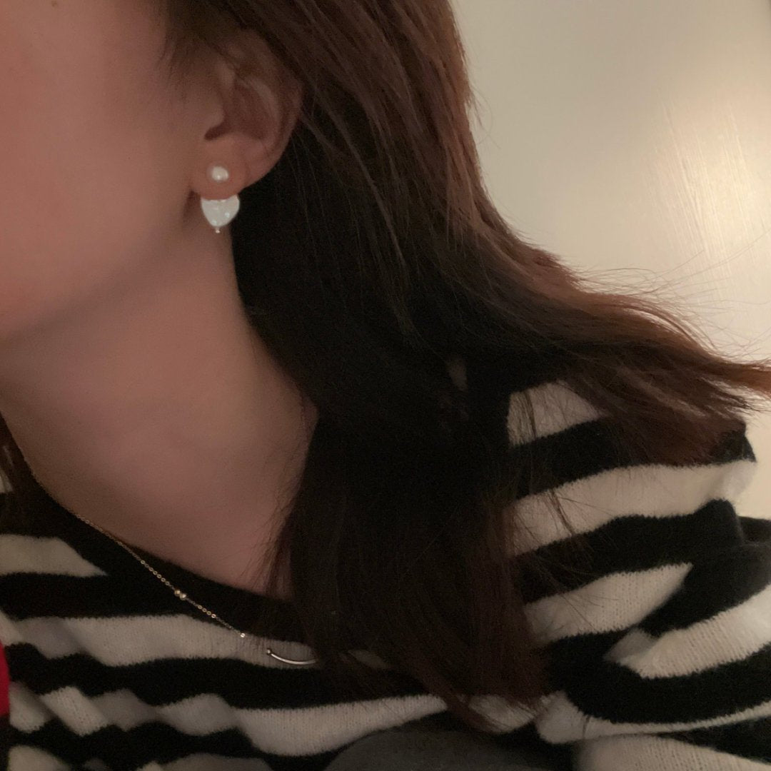 Love Baroque Mantou Stud Pearl Earrings