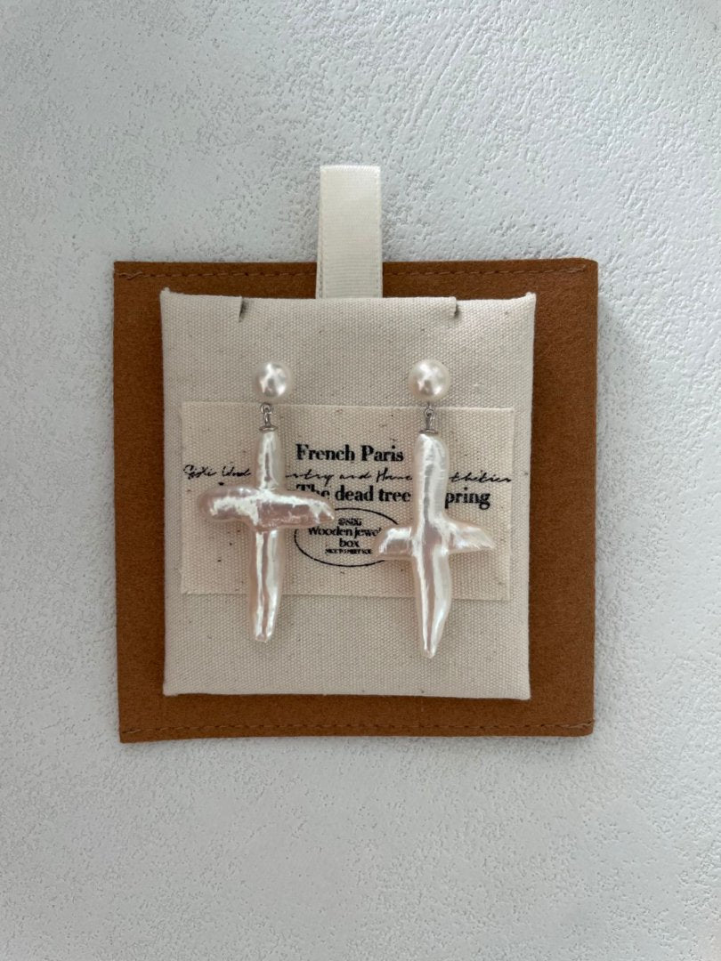 Cross Baroque Pearl Earrings