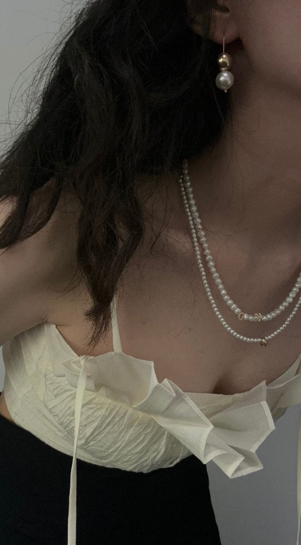 Alphabet pearl necklace