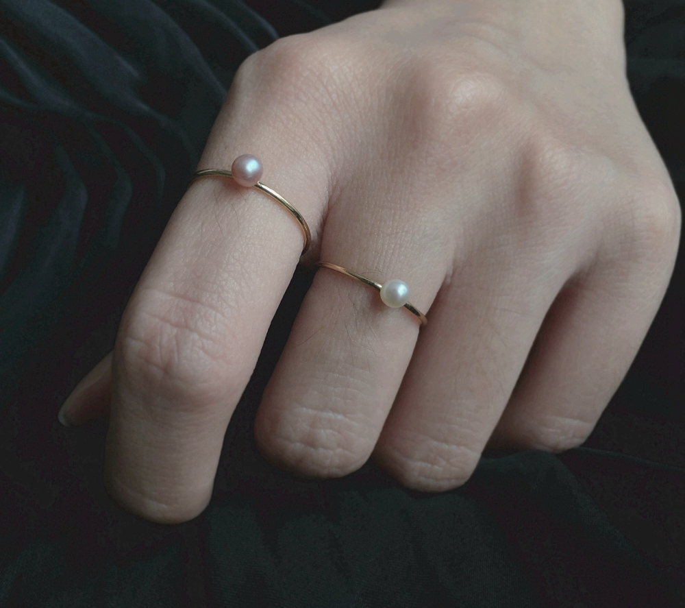 Minimalist freshwater pearl adjustable ring
