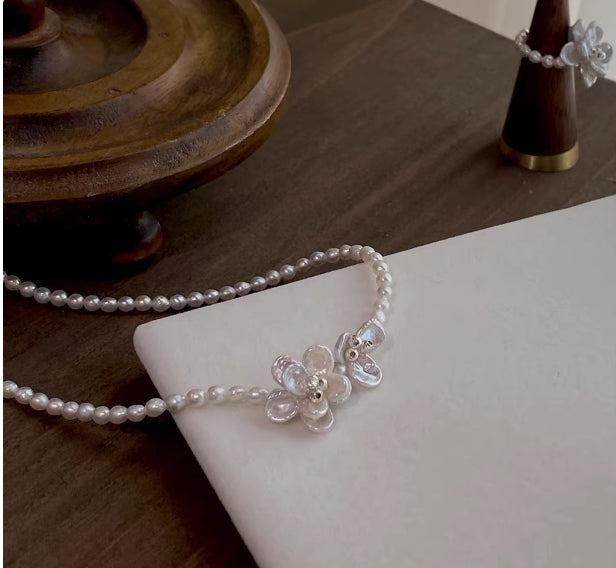 luxury sweet high-grade silver pearl camellia necklace