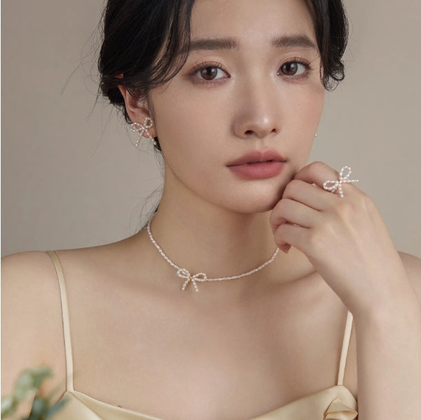 Mini pearl bow series ring