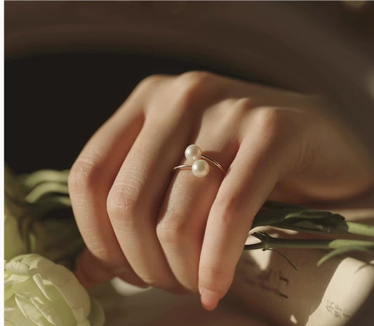 Classic simple design freshwater pearl adjustable ring