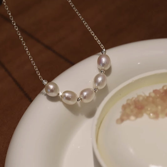 Versatile Fresh and Bright Freshwater Pearl Necklace