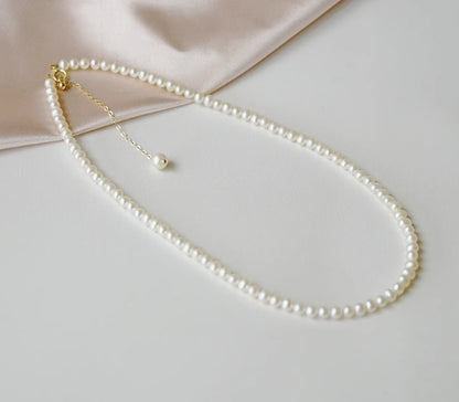 Minimalist 4-5mm natural freshwater pearl necklace