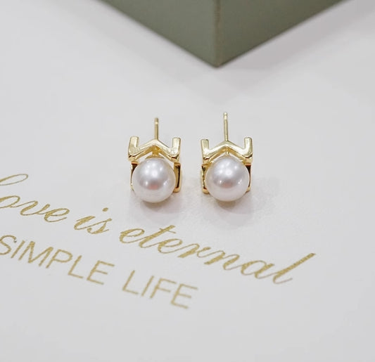 Gold Freshwater Pearl Earrings