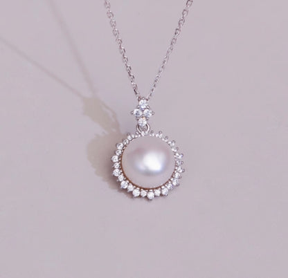 Pearl Sunflower Pendant Necklace
