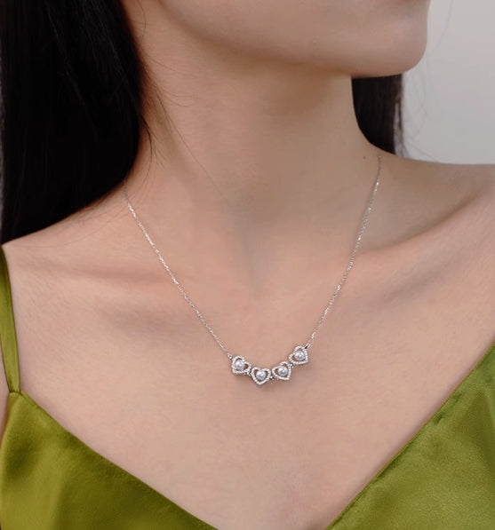 Pearl Pendant Clover Necklace