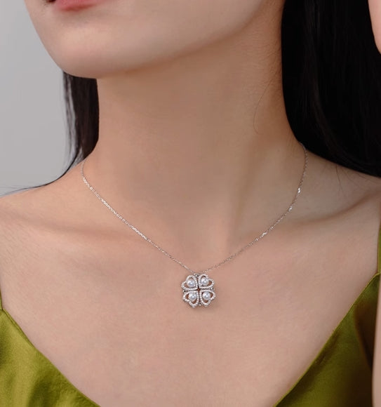 Pearl Pendant Clover Necklace