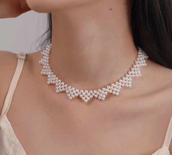 Hand-woven wave pearl necklace