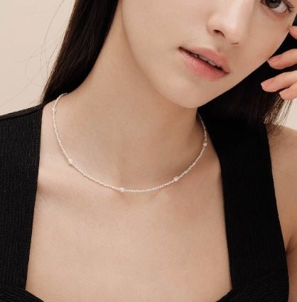 Pearl necklace stacking clavicle chain