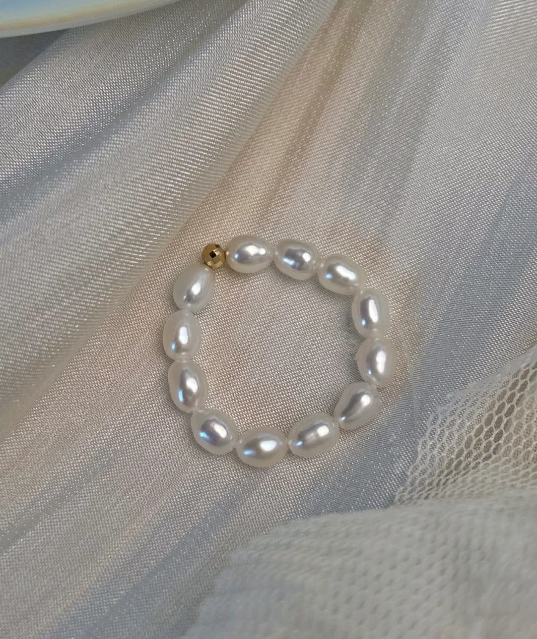 Minimalist rice freshwater pearl ring