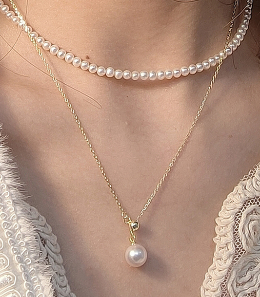Y pearl necklace