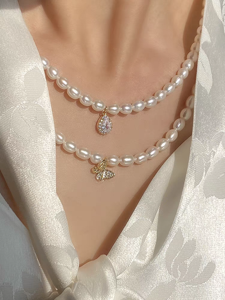 Pear freshwater pearl necklace