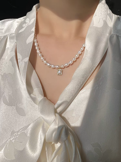 Pear freshwater pearl necklace